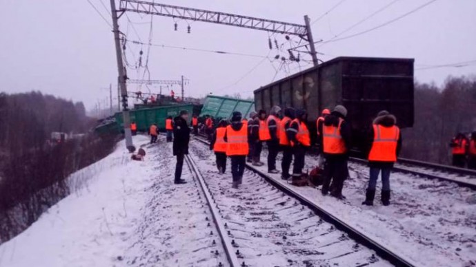 Вагоны с углем сошли с рельсов в Амурской области